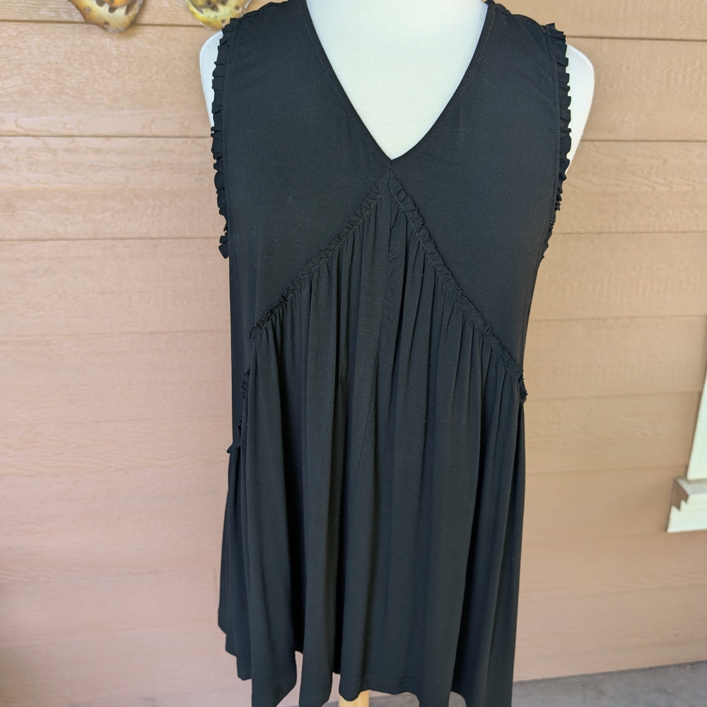 Kori Black Sleeveless V-NecknTank Top